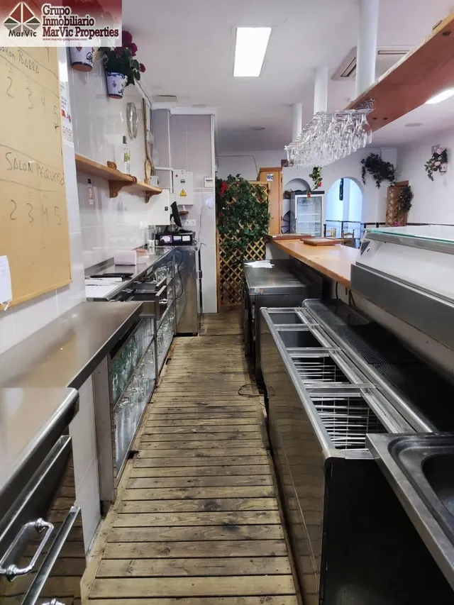 Local Comercial en Venta - Restaurante Equipado en el Centro de Benidorm — 4