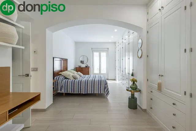 PISO COMPLETAMENTE REFORMADO EN CALLE RECOGIDAS — 20