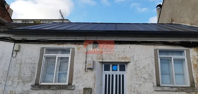 SE VENDE CASA ADOSADA PARA REFORMAR EN SAGRADO CORAZÓN — 3