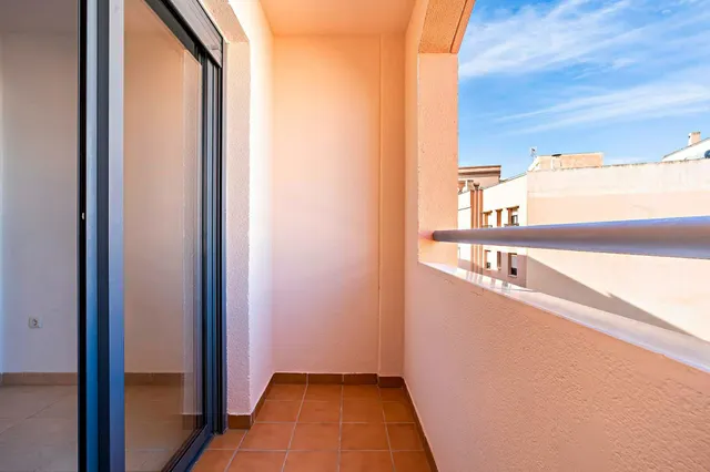 Piso de 3 dormitorios y 2 baños junto al auditorio de El Ejido — 8