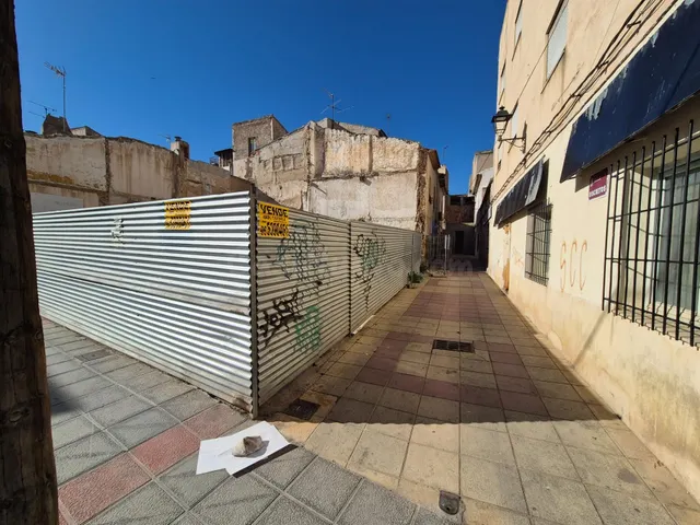Terreno edificable en Aspe con proyecto de 5 viviendas - foto 3