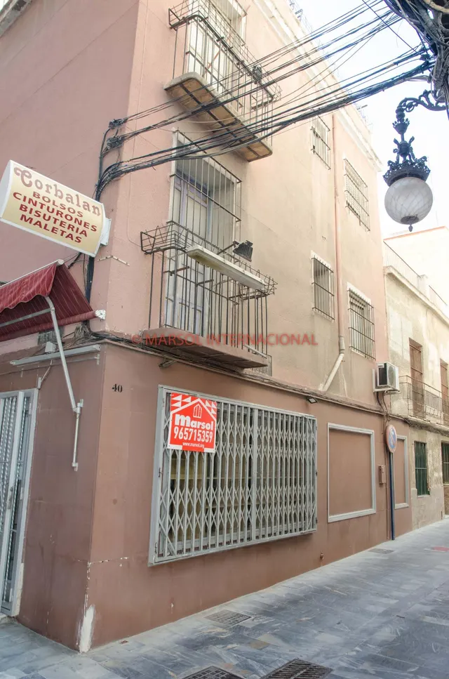 CASA EN EL CENTRO DE ORIHUELA — 6