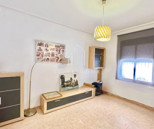 VIVIENDA CON MÁS DE 200m2 EN BURRIANA — 26