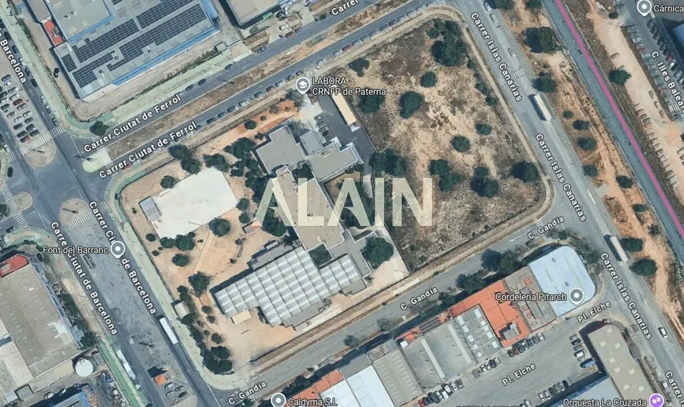SE VENDE SOLAR INDUSTRIAL EN POLIGONO FUENTE DEL JARRO - PATERNA.ENTORNO EMPRESARIAL