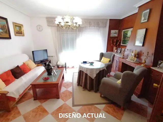 Piso amplio, 4 Dormitorios y 2 Baños, 3 Terrazas, Luminoso,  - foto 4