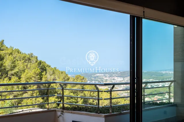 Espectacular casa recién reformada a la venta en Quintmar - foto 2