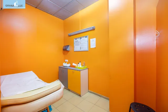 🏢 LOCAL COMERCIAL EN VENTA - ZONA PLAZA DE TOROS, GRANADA — 29