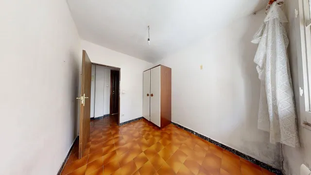 Piso de 59m2 con PLAZA DE GARAJE. Distribuido en tres dormitorios, salón, cocina y baño — 13