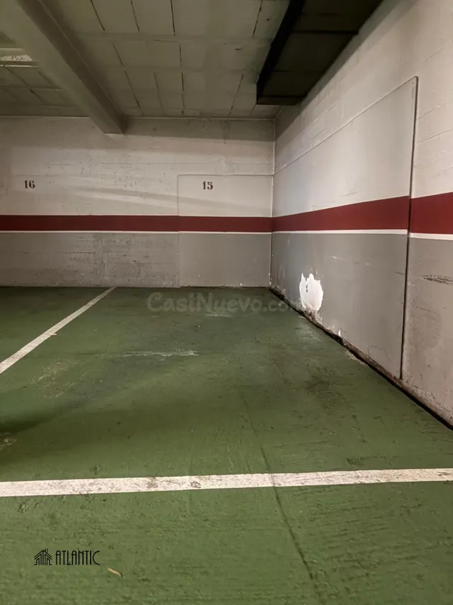 Se vende plaza de garaje muy bien situada - foto 3