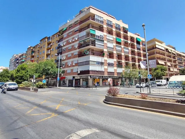 Plaza de aparcamiento en venta en Camino de Ronda — 15