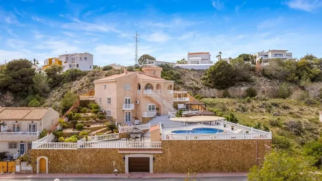 Villa 7 habitaciones 179m² en venta - Centro de la Ciudad Qu - foto 4