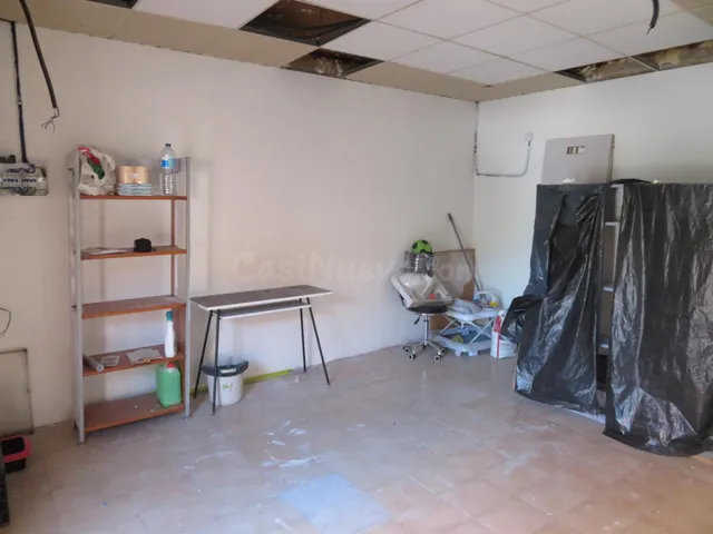 LOCAL DE 20M2 EN LA ZONA DE LAS PLANAS - foto 2