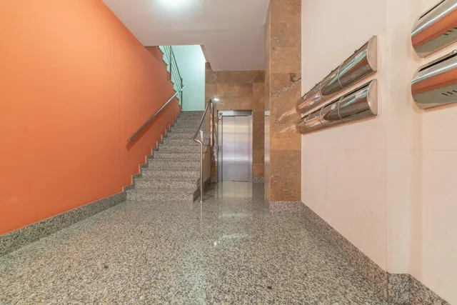 Apartamento 2 habitaciones 83m² en alquiler - Centro — 18