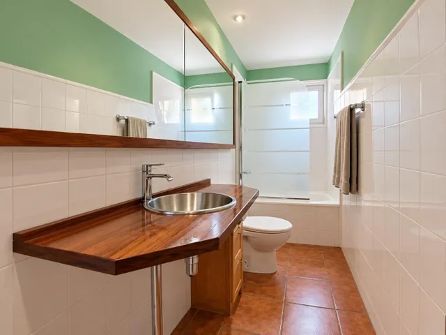 Villa con piscina y parcela de 2.075 m2 en Ses Rotgetes, cerca de Palma — 16
