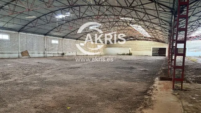 Nave Industrial en Noez - foto 5