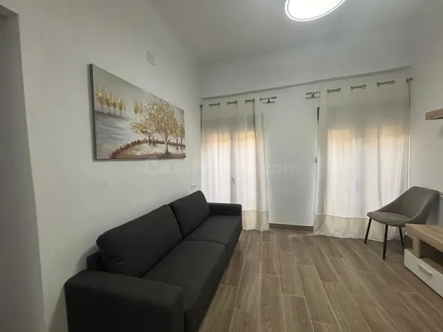 ¡Moderno Apartamento en el Corazón de Granada! ️✨ - foto 5