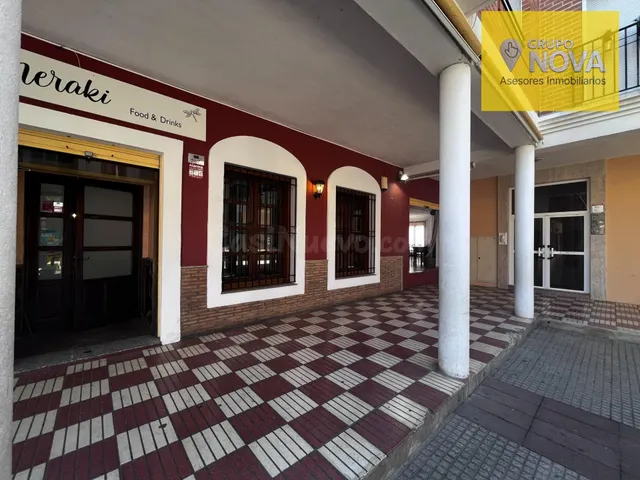 Oportunidad Única: Local Comercial Bar-Restaurante en Tavern - foto 2