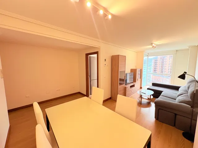 APARTAMENTO CENTRICO CALIDADES DE 1ª — 9