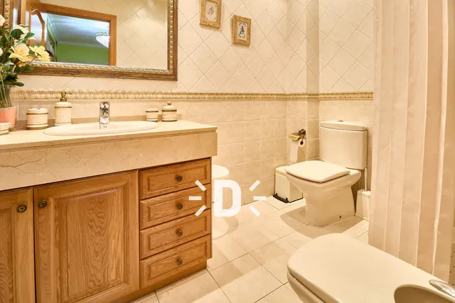 SE ALQUILA BONITA VIVIENDA EN BENETUSSER — 36