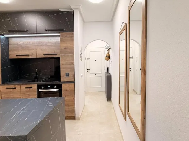 Apartamento 1 habitación 65m² en venta - Estacion de autobuses — 14