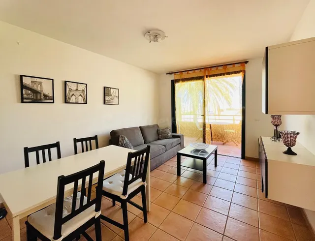Apartamento en alquiler por temporada en Playa Paraíso - foto 5
