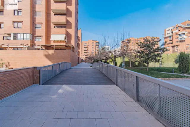 Alquiler de piso en el barrio albayda en el residencial gran parque — 32
