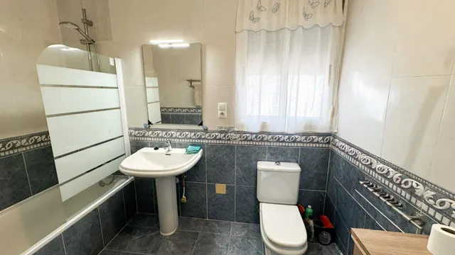 Venta de chalet adosado en ORIHUELA COSTA (LAS FILIPINAS) — 37