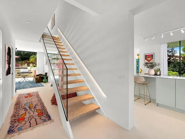 Villa de ensueño con piscina de Bali, jardín y concepto de vida inundado de luz en Santa Ponsa — 15