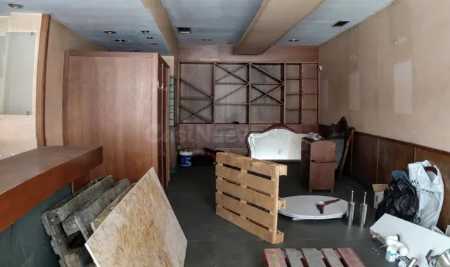 SE VENDE LOCAL COMERCIAL EN LA CALLE MÉDICO DURÁN - foto 3