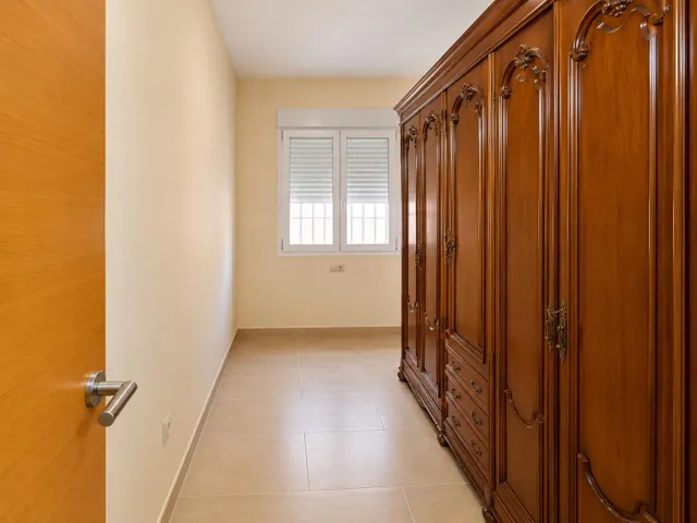 PISO CON MAS PASILLO QUE EN EL RESPLANDOR — 8