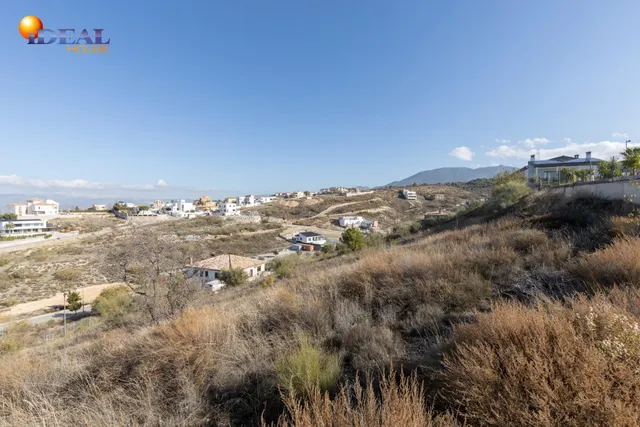 MAGNIFICA PARCELA EN ALTOS DE LA ZUBIA — 5