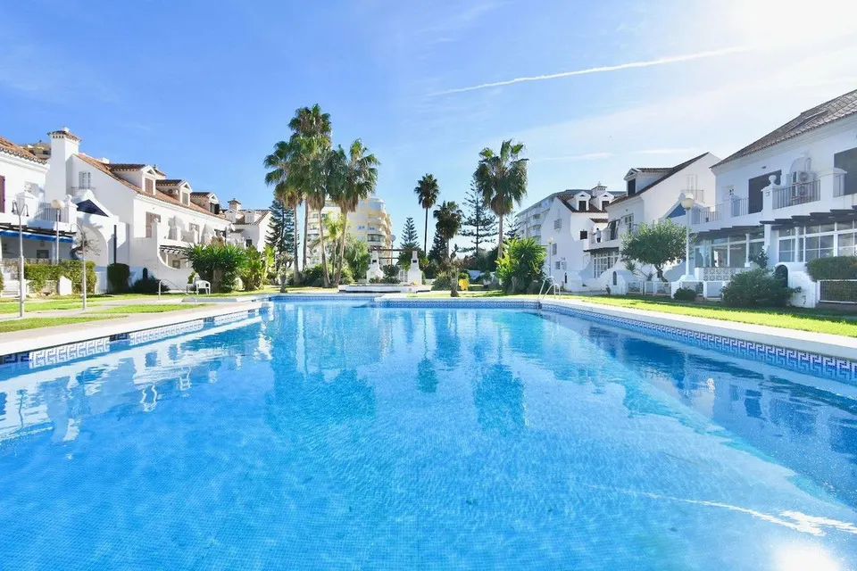 Apartamento 3 habitaciones 134m² en venta - Puerto Deportivo