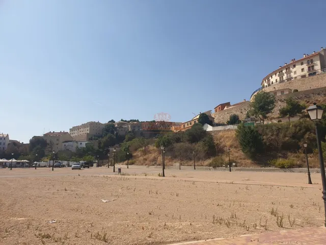 SE VENDE TERRENO URBANO EN CHINCHILLA — 4