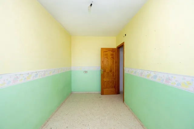 SE VENDE AMPLIO PISO EXTERIOR EN DÚRCAL GRANADA INCLUYE LOCAL — 15