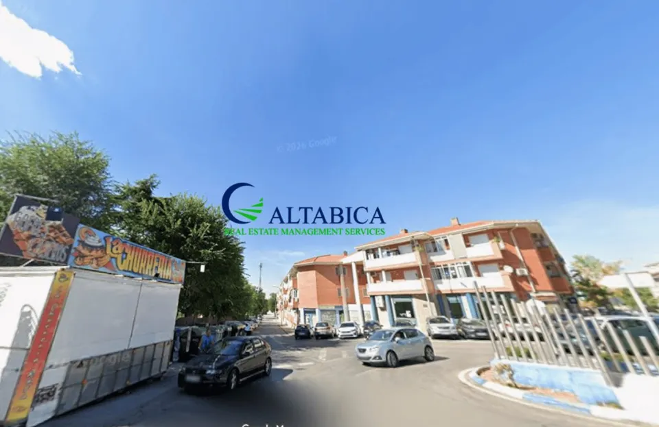 Local comercial en Venta en Velilla De San Antonio Madrid