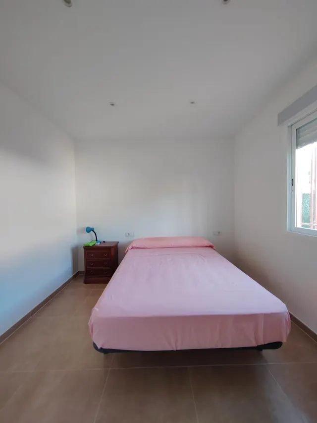 SE VENDE CHALET EN ZONA ANTIGUA CARRETERA DE GRANADA — 8