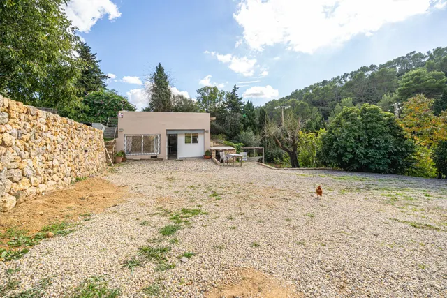 Finca rústica con terreno y casa reformada
