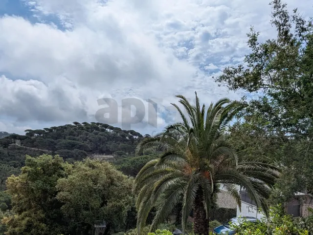 El encanto de Serra Brava: casa con jardín, terrazas y acceso independiente a la planta superior — 36