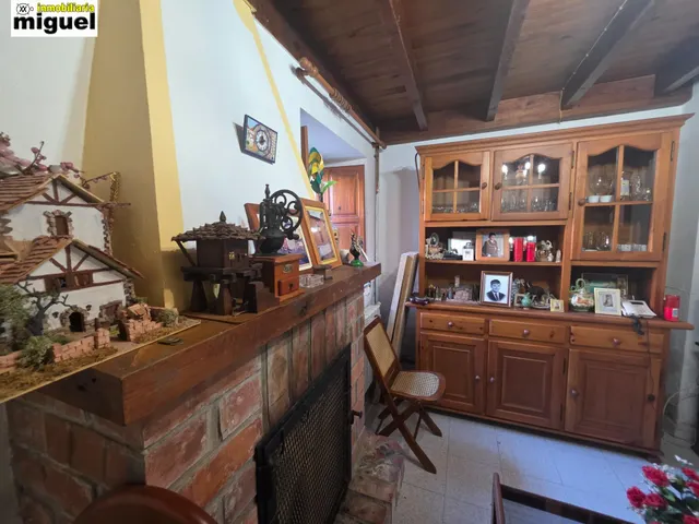 Casa de pueblo en Colombres con vistas a la sierra del cuera — 25