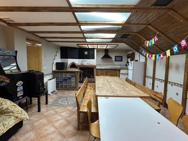Impresionante Pareado en Villimar, Burgos - €419.999,97 — 35