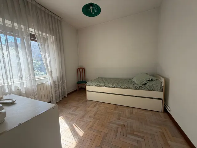 MAGNIFICO PISO EN EL BARRIO DE EL SALVADOR — 31