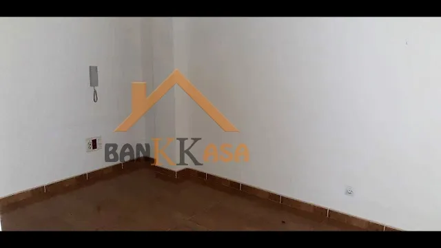 SE VENDE O SE ALQUILA LOCAL COMERCIAL EN ALMERÍA ZONA CENTRO — 5