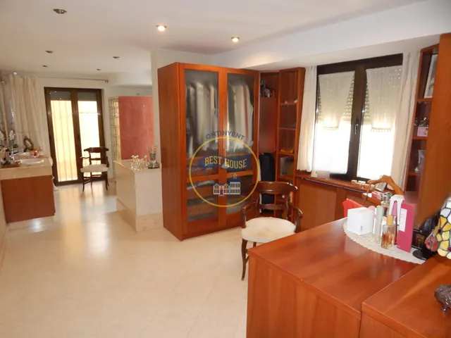 EXCLUSIVA CASA TODO INCLUIDO EN COCENTAINA. — 49