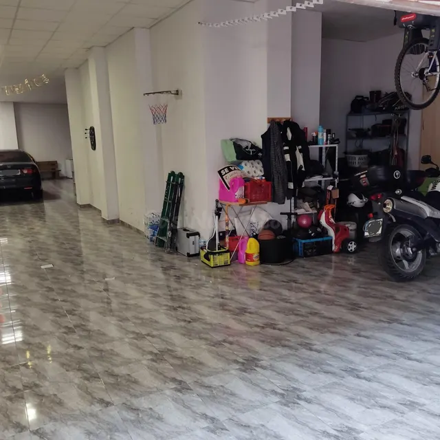 Fantástico local comercial en el centro de Guardamar del Segura, Alicante, Costa Blanca — 7