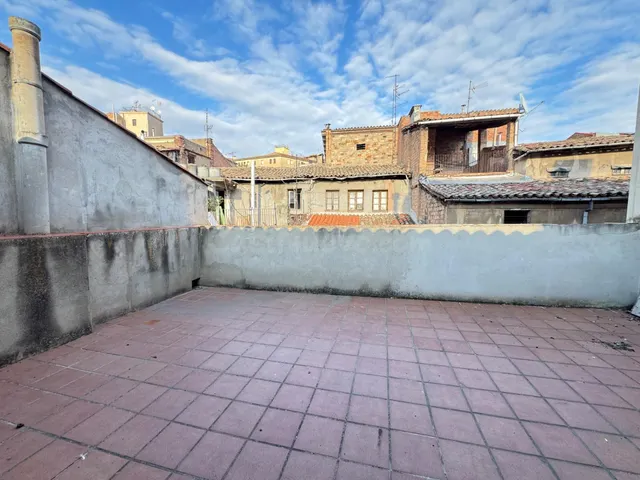 Ático en el centro de Manresa, junto a estación de Renfe y a un precio muy atractivo — 3