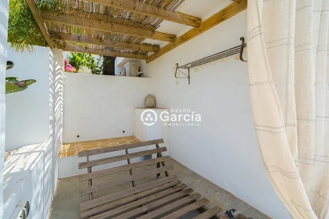Villa en primera línea en venta en Jávea con increíbles vistas — 25