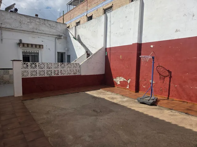CASA ADOSADA EN CASTILLEJA DE LA CUESTA - foto 3