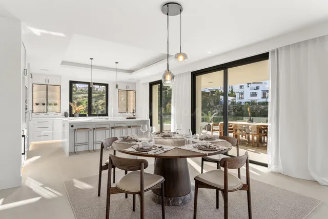Chalet 4 habitaciones 433m² en venta - Costa Del Sol - foto 4