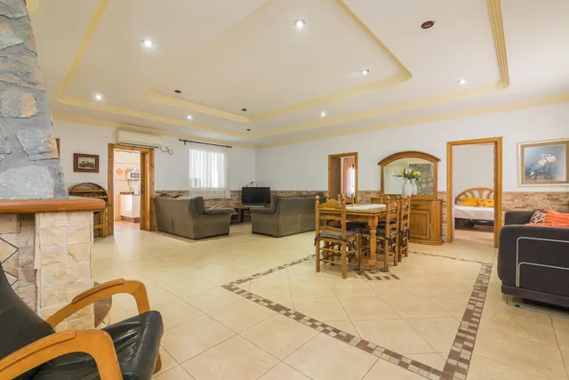 ¡chalet con piscina y gran parcela en Redován! — 35