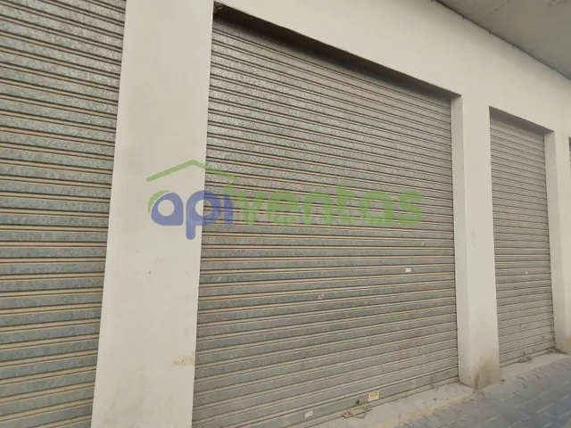 Local de 284 metros a 2 calles - foto 2